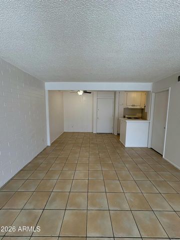 1701 W TUCKEY Lane 138, Phoenix, AZ 85015