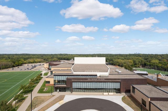 6008 Halifax Avenue S, Edina, MN 55424