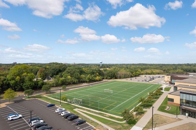 6008 Halifax Avenue S, Edina, MN 55424