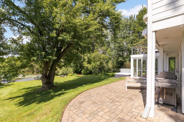 6008 Halifax Avenue S, Edina, MN 55424