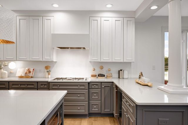 6008 Halifax Avenue S, Edina, MN 55424