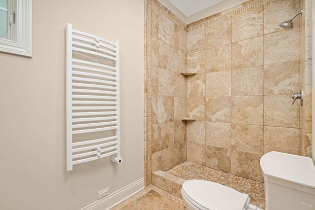 6008 Halifax Avenue S, Edina, MN 55424