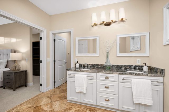 6008 Halifax Avenue S, Edina, MN 55424