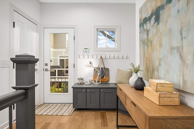 6008 Halifax Avenue S, Edina, MN 55424