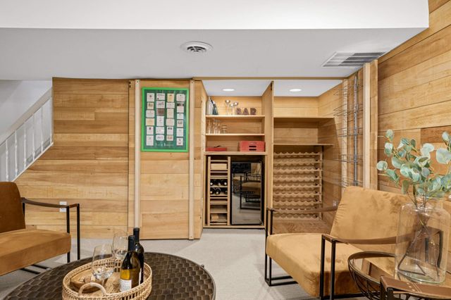 6008 Halifax Avenue S, Edina, MN 55424