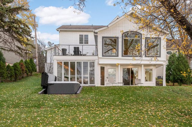 6008 Halifax Avenue S, Edina, MN 55424