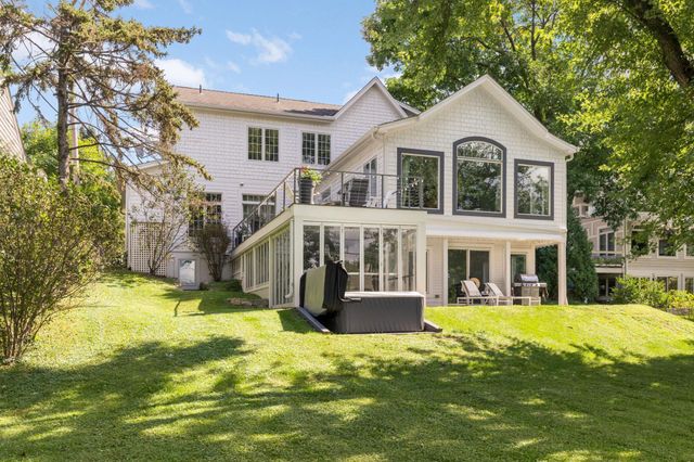 6008 Halifax Avenue S, Edina, MN 55424