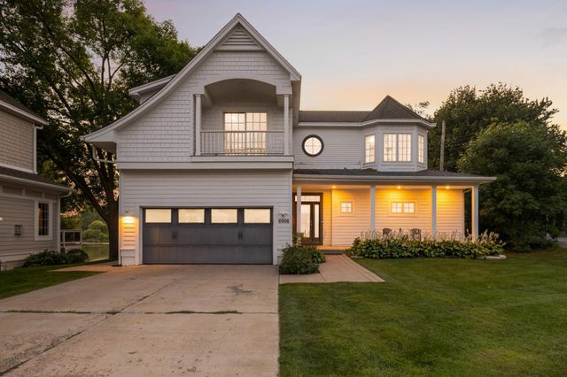 6008 Halifax Avenue S, Edina, MN 55424
