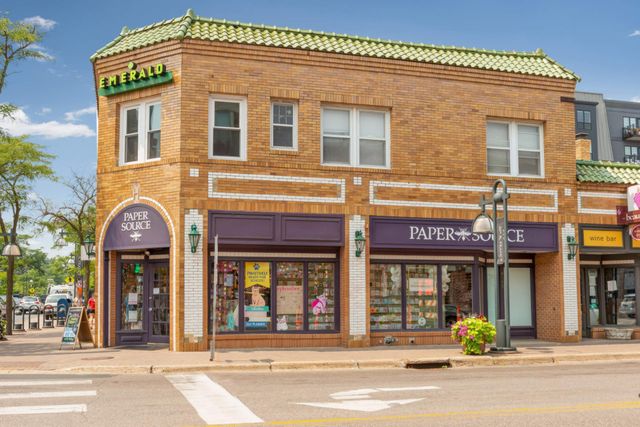 6008 Halifax Avenue S, Edina, MN 55424