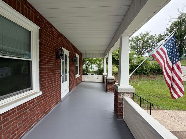 1029 15Th ST SE, Roanoke, VA 24013