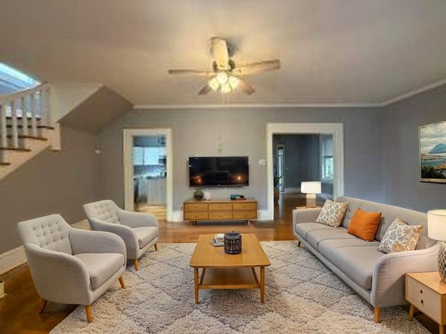 1029 15Th ST SE, Roanoke, VA 24013