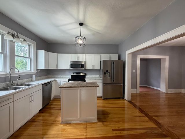 1029 15Th ST SE, Roanoke, VA 24013