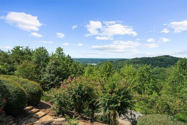 5739 Ridgewater Circle, Gainesville, GA 30506