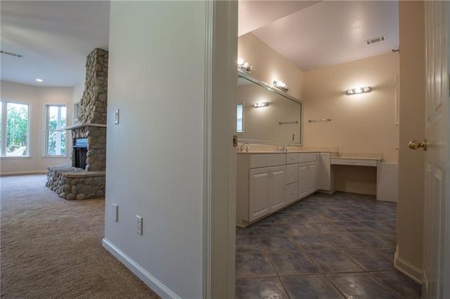 5739 Ridgewater Circle, Gainesville, GA 30506