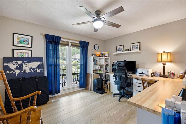 2058 Shillingwood Drive NW, Kennesaw, GA 30152