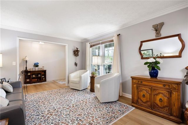 2058 Shillingwood Drive NW, Kennesaw, GA 30152
