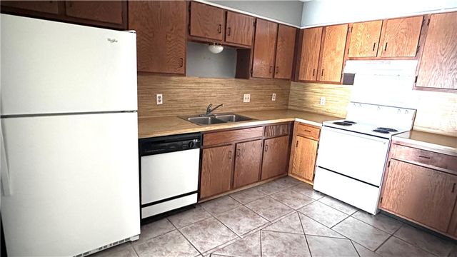 6620 Hardwick Dr, Corpus Christi, TX 78412