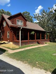 13062 Hickory Drive, Neosho, MO 64850