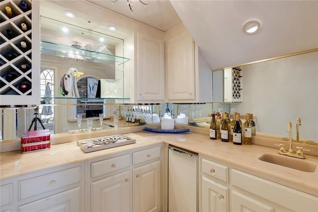 325 Riverhall Court, Sandy Springs, GA 30350