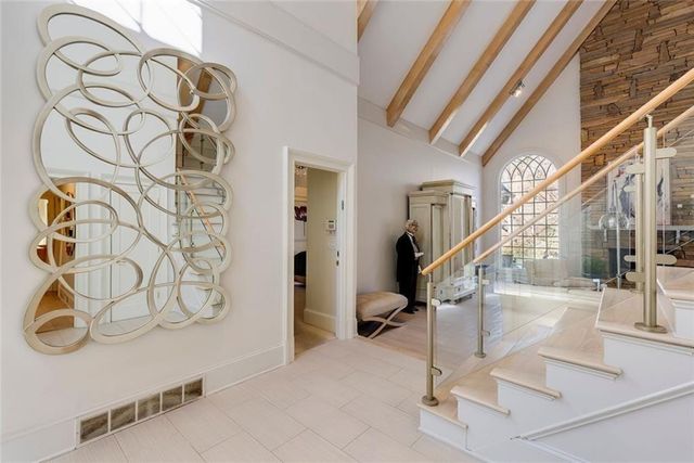 325 Riverhall Court, Sandy Springs, GA 30350
