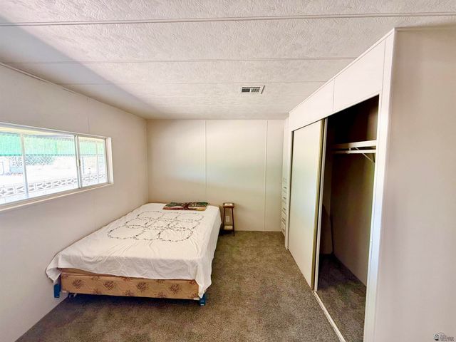 399 W Teton Dr, Yuma, AZ 85365