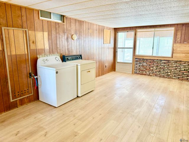 399 W Teton Dr, Yuma, AZ 85365