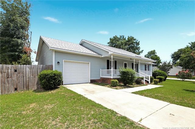 5816 Bloomsbury Drive, Fayetteville, NC 28306