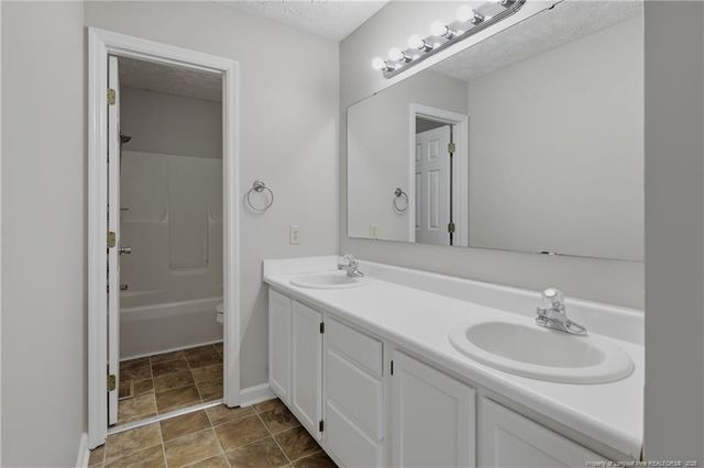 5816 Bloomsbury Drive, Fayetteville, NC 28306