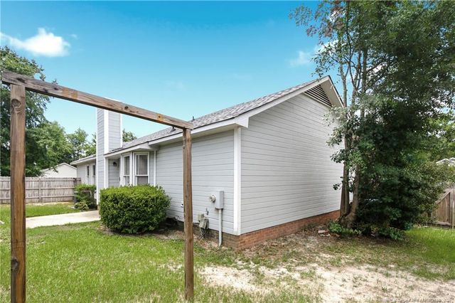 5816 Bloomsbury Drive, Fayetteville, NC 28306