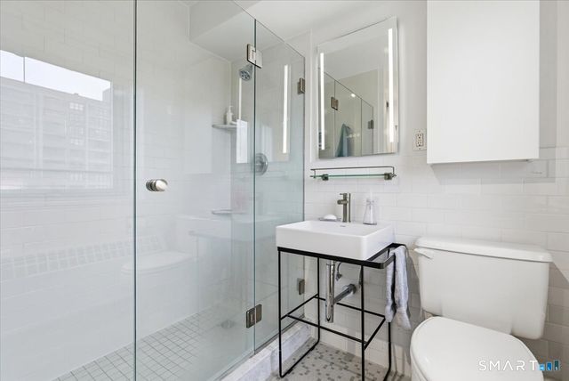 100 York Street 9C, New Haven, CT 06511