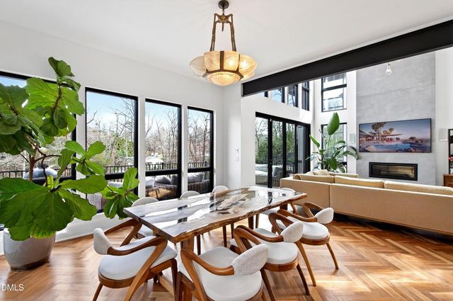 1617 Nottingham, Raleigh, NC 27607