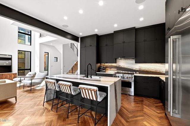 1617 Nottingham, Raleigh, NC 27607