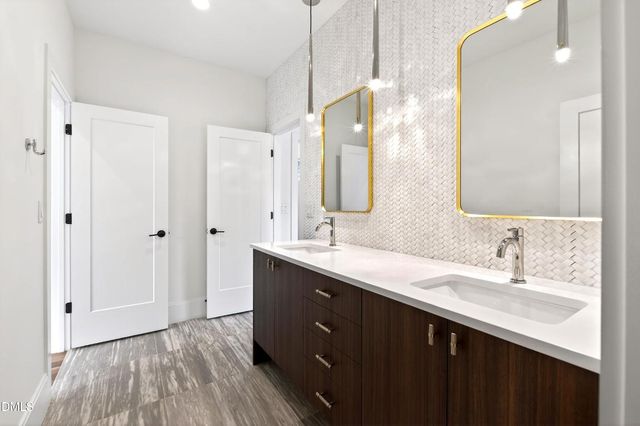 1617 Nottingham, Raleigh, NC 27607