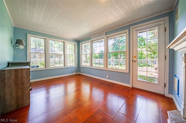 563 Louis Drive, Berea, OH 44017