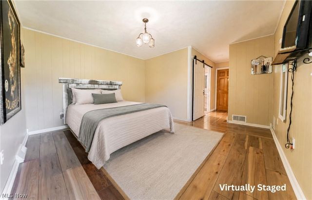 563 Louis Drive, Berea, OH 44017