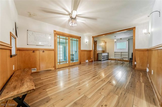 563 Louis Drive, Berea, OH 44017