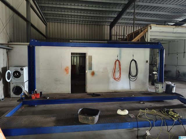 2806 OAKDALE ROAD, Alpine, AL 35014