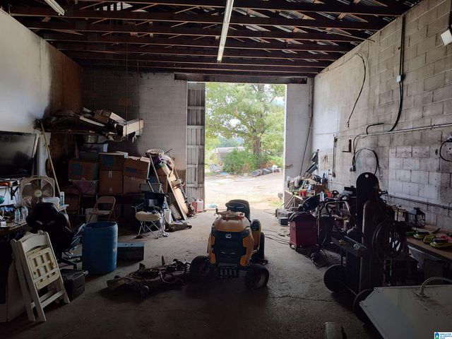 2806 OAKDALE ROAD, Alpine, AL 35014