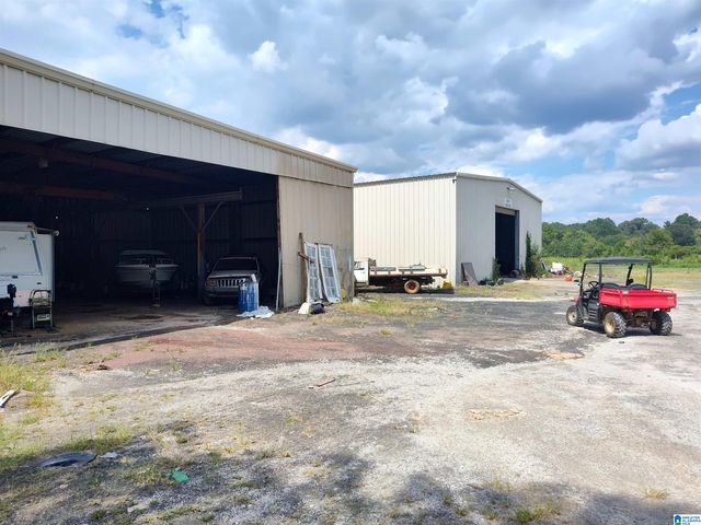 2806 OAKDALE ROAD, Alpine, AL 35014