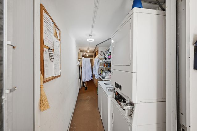 47 Berkshire B Crescent B, West Palm Beach, FL 33417