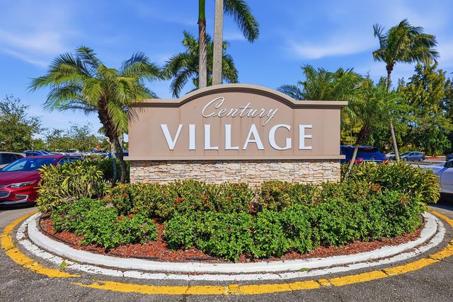 47 Berkshire B Crescent B, West Palm Beach, FL 33417