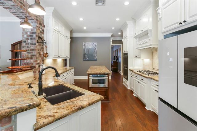 5457 Moulin Rouge Drive, Lake Charles, LA 70605