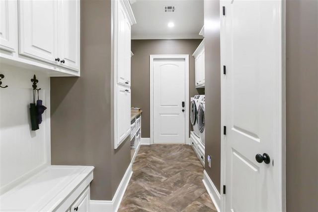 5457 Moulin Rouge Drive, Lake Charles, LA 70605