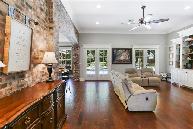 5457 Moulin Rouge Drive, Lake Charles, LA 70605