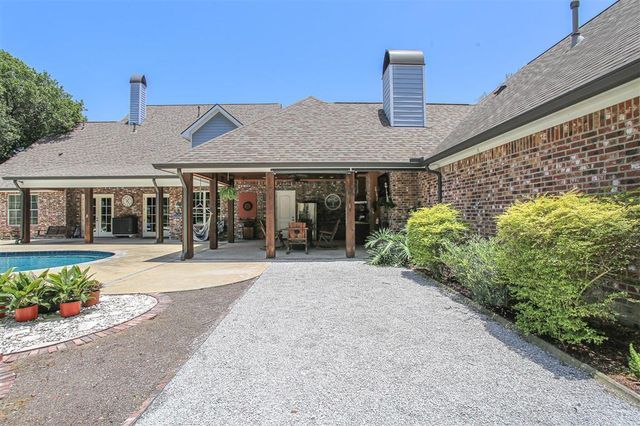 5457 Moulin Rouge Drive, Lake Charles, LA 70605