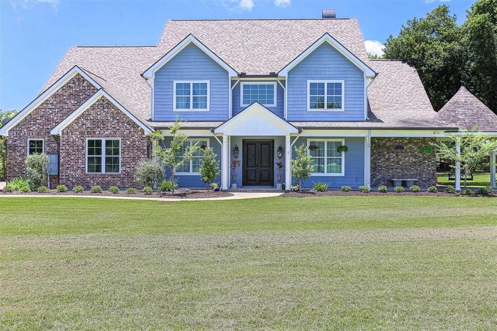 5457 Moulin Rouge Drive, Lake Charles, LA 70605