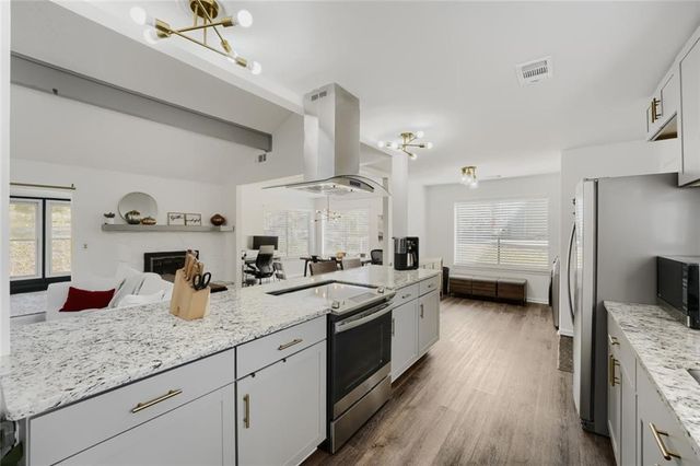 5271 Sunset Trail, Marietta, GA 30068