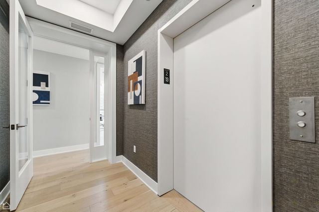 146 W Erie Street 603, Chicago, IL 60654