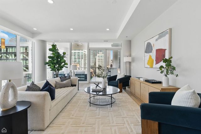 146 W Erie Street 603, Chicago, IL 60654