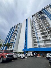 5349 ISLA VERDE AVENUE 402, Carolina, PR 00979